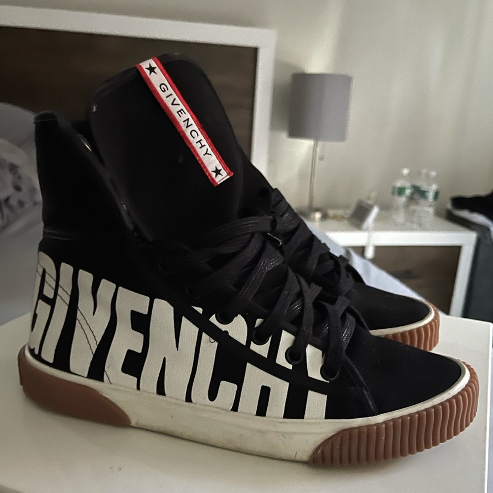 Givenchy High Top Sneakers size 37.5